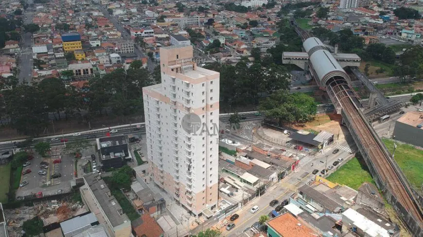 Foto 1 de Apartamento com 2 Quartos à venda, 35m² em Vila Carmosina, São Paulo