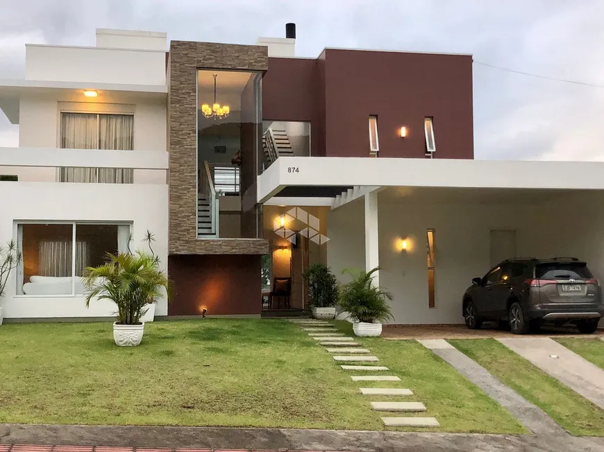 Foto 1 de Casa com 3 Quartos à venda, 254m² em Centro, Garopaba