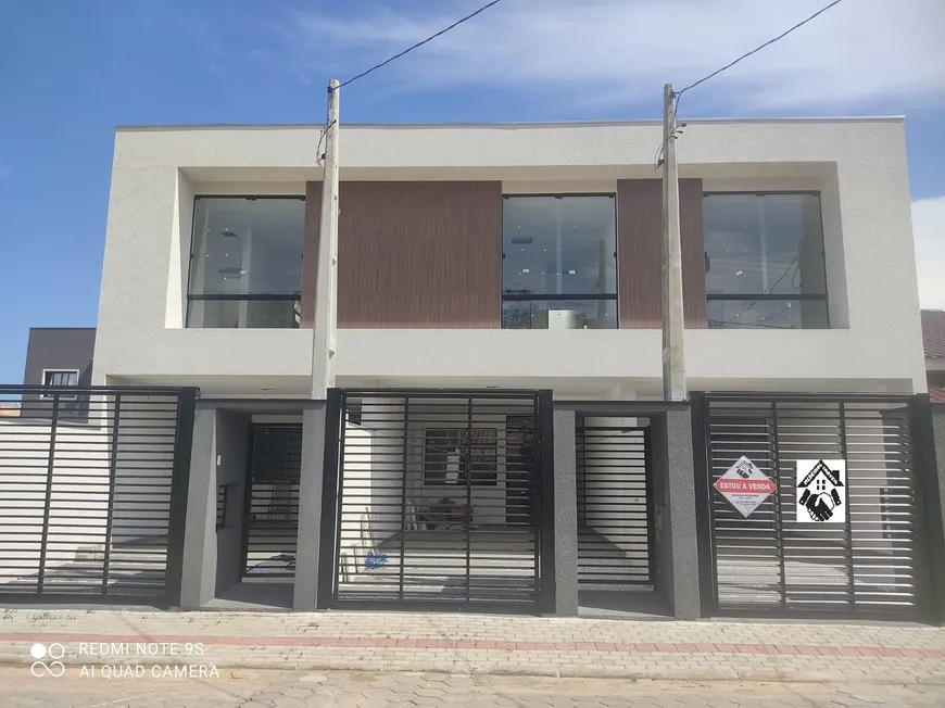 Foto 1 de Sobrado com 3 Quartos à venda, 130m² em Itacolomi, Balneário Piçarras