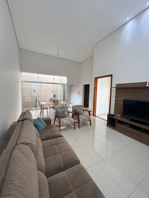 Foto 1 de Casa com 3 Quartos à venda, 179m² em VILA LIMEIRANEA, Limeira