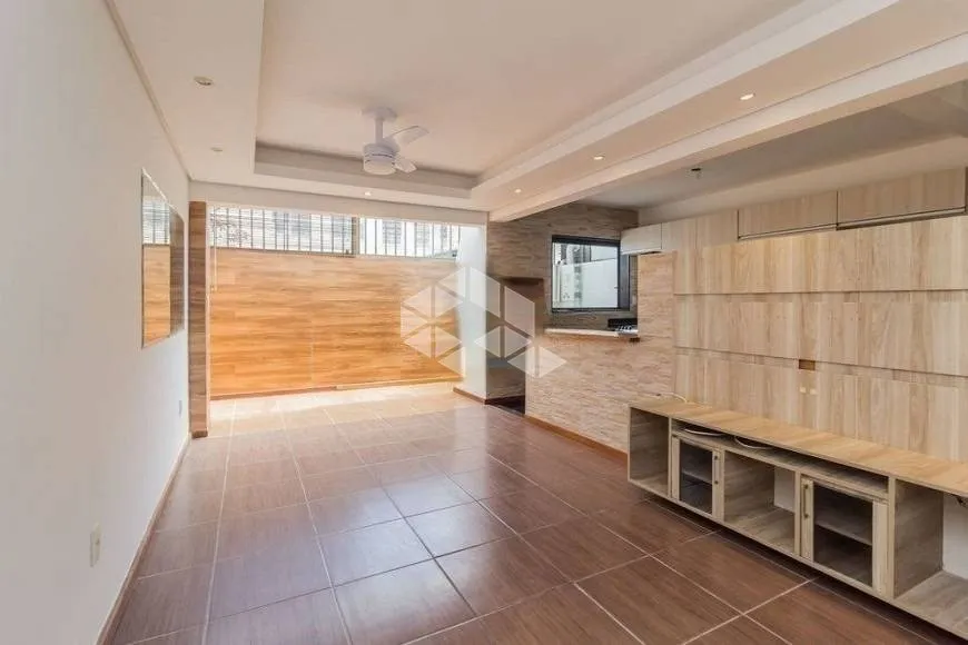 Foto 1 de Casa com 3 Quartos à venda, 85m² em Ipanema, Porto Alegre