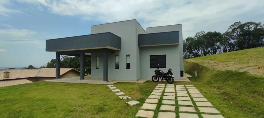 Foto 1 de Casa de Condomínio com 2 Quartos à venda, 175m² em Curral, Ibiúna