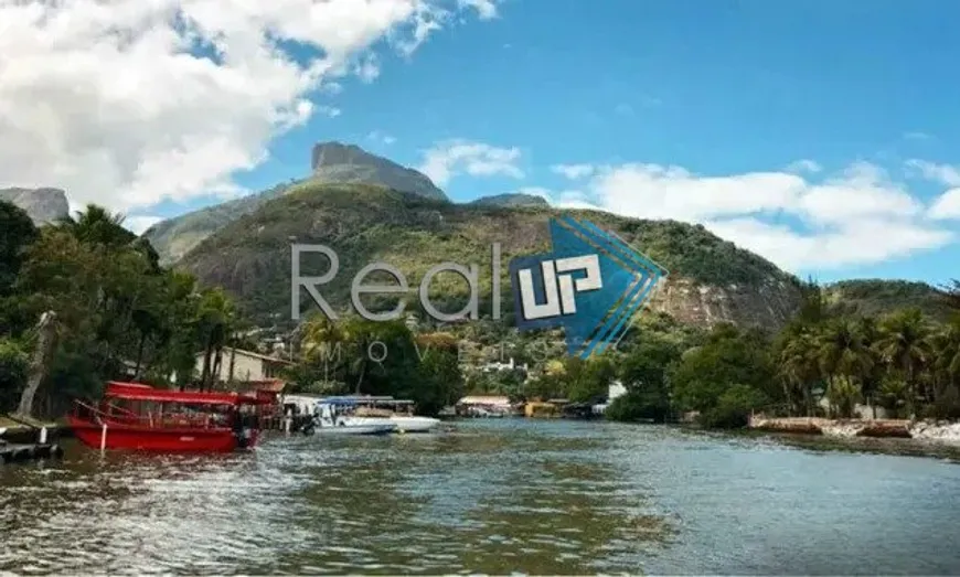 Foto 1 de Apartamento com 2 Quartos à venda, 50m² em Itanhangá, Rio de Janeiro