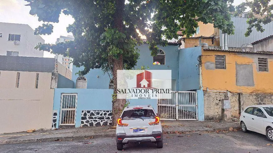 Foto 1 de Casa com 5 Quartos para venda ou aluguel, 250m² em Pituba, Salvador