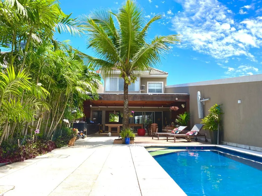 Foto 1 de Casa com 4 Quartos à venda, 340m² em Barra da Tijuca, Rio de Janeiro