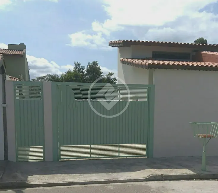 Foto 1 de Casa com 2 Quartos à venda, 130m² em Jardim Celeste, Jundiaí