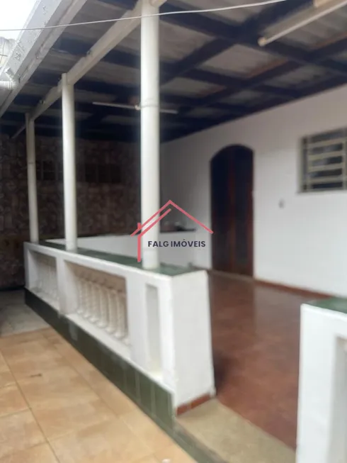 Foto 1 de Casa com 3 Quartos para alugar, 125m² em Vila Yara, Osasco