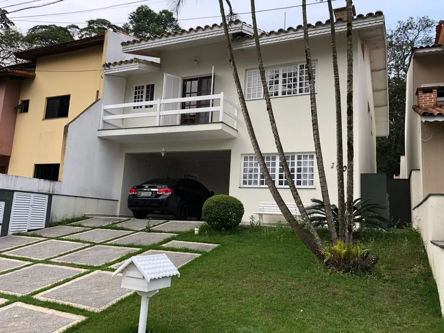 Foto 1 de Casa de Condomínio com 3 Quartos à venda, 230m² em Arua, Mogi das Cruzes