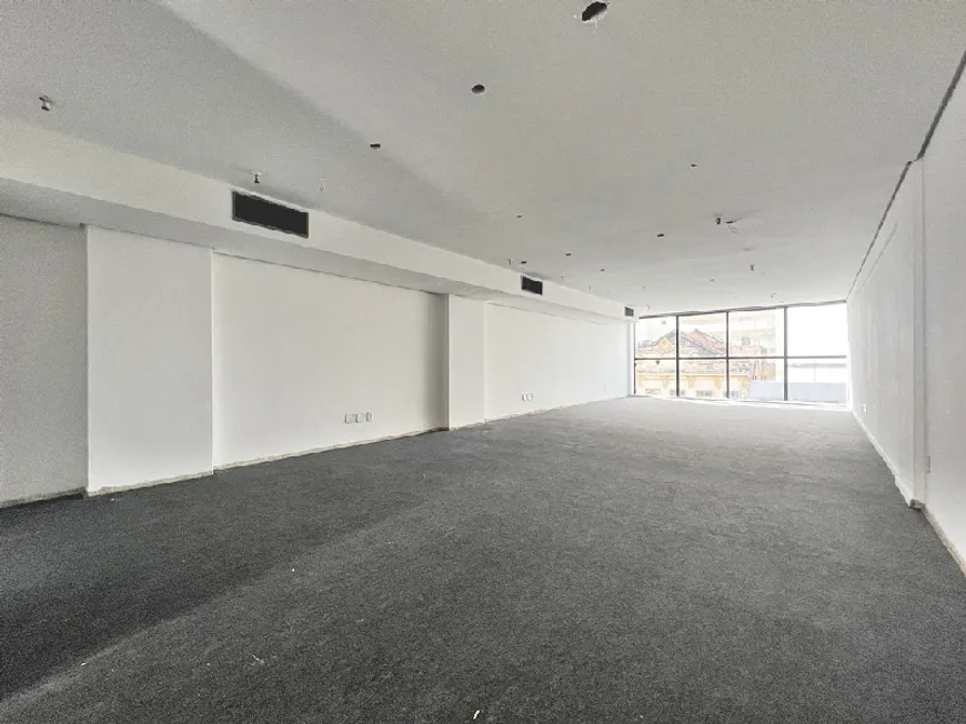 Foto 1 de Sala Comercial para alugar, 84m² em Centro, Porto Alegre