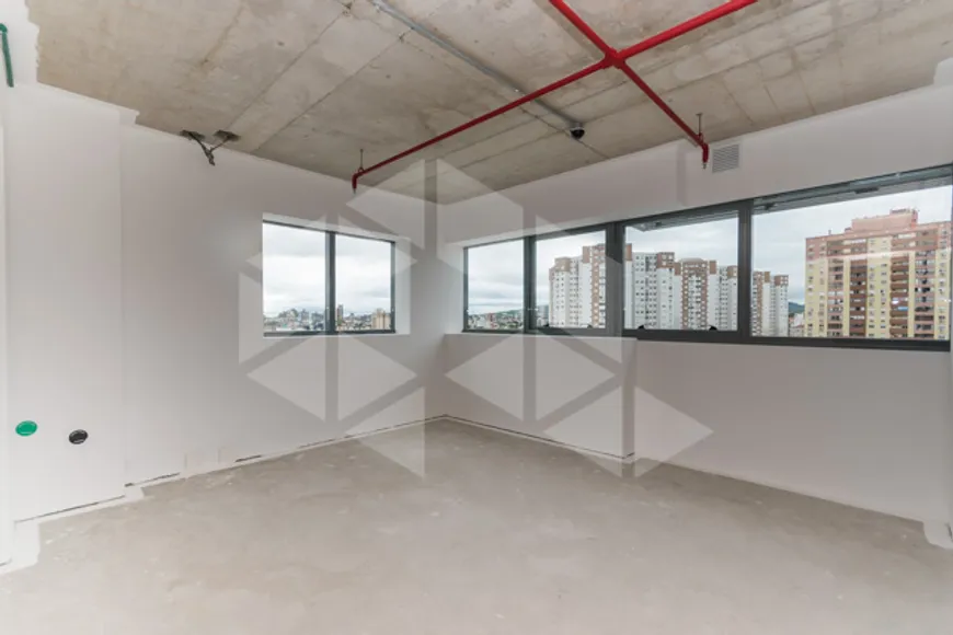 Foto 1 de Sala Comercial para alugar, 27m² em Jardim Lindóia, Porto Alegre