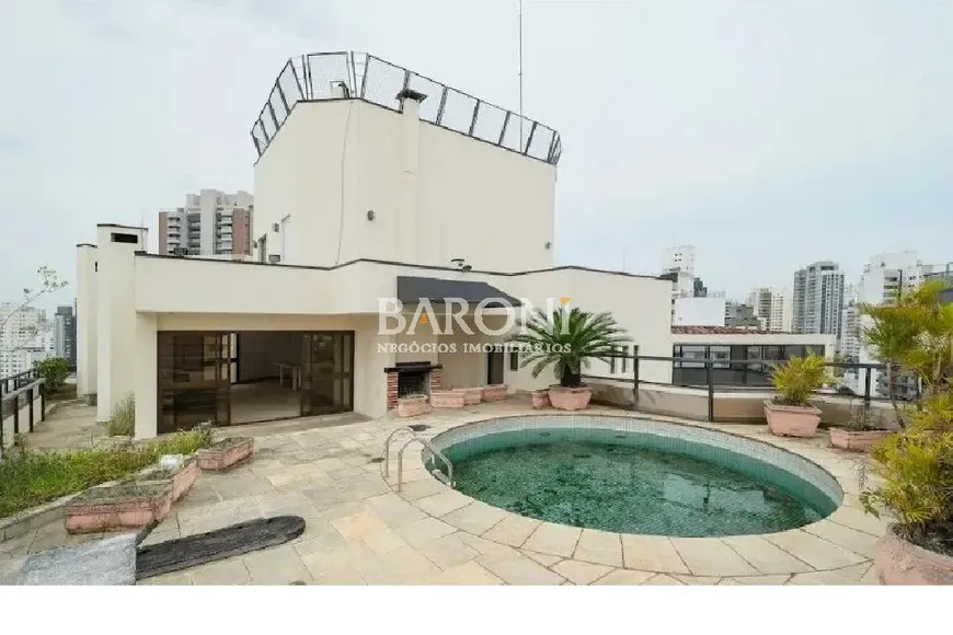 Foto 1 de Cobertura com 5 Quartos para venda ou aluguel, 750m² em Campo Belo, São Paulo