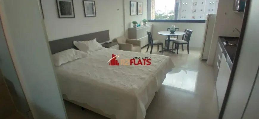 Foto 1 de Flat com 1 Quarto para alugar, 30m² em Vila Olímpia, São Paulo