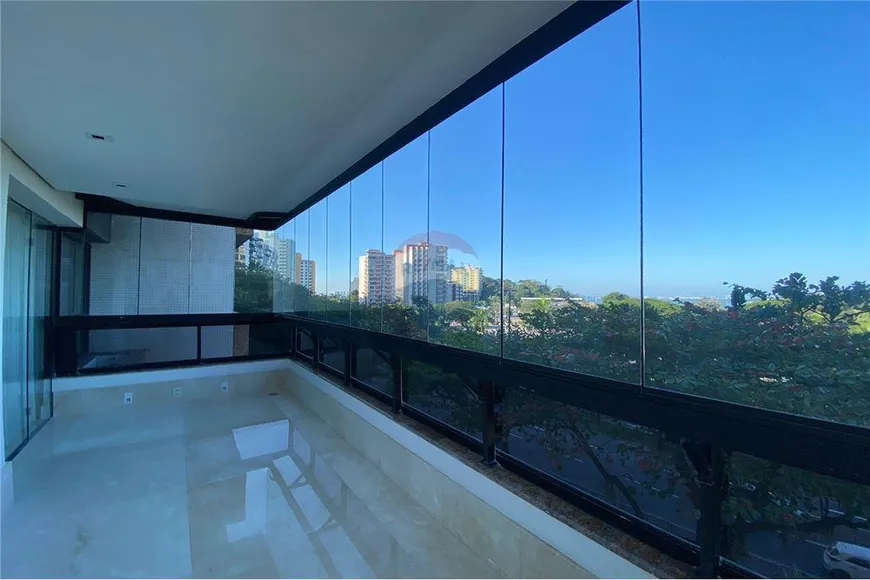 Foto 1 de Apartamento com 4 Quartos à venda, 293m² em Praia do Canto, Vitória