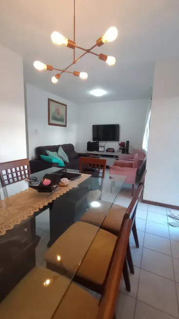 Foto 1 de Casa com 4 Quartos para alugar, 120m² em Stella Maris, Salvador