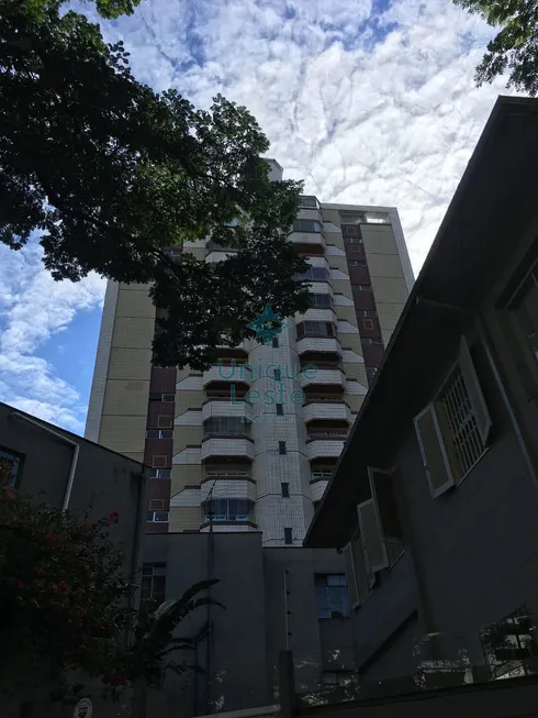 Foto 1 de Apartamento com 3 Quartos à venda, 121m² em Funcionários, Belo Horizonte