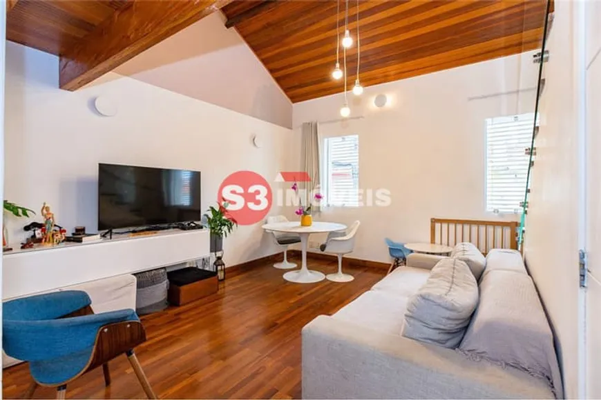 Foto 1 de Casa com 3 Quartos à venda, 150m² em Jardim Paulista, São Paulo