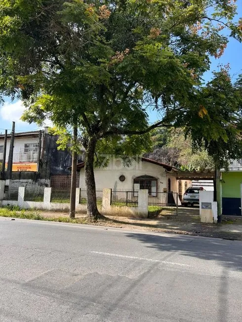 Foto 1 de Lote/Terreno à venda, 450m² em Iririú, Joinville