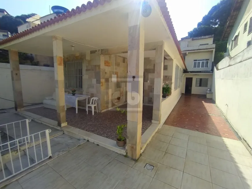 Foto 1 de Casa com 3 Quartos à venda, 364m² em Cocotá, Rio de Janeiro