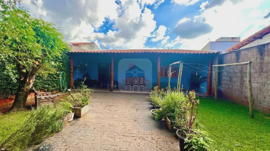 Foto 1 de Casa com 1 Quarto à venda, 98m² em Jardim Karaíba, Uberlândia
