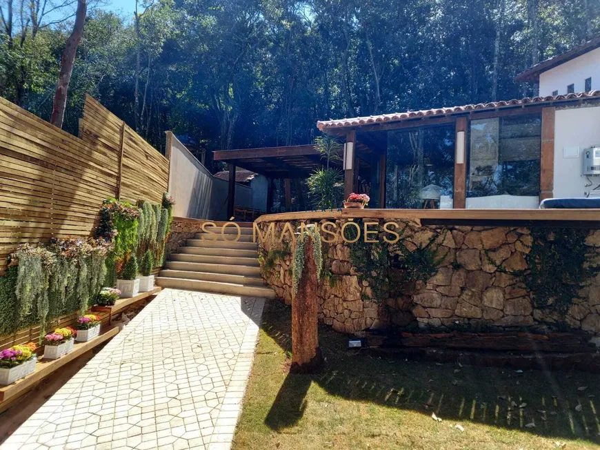 Foto 1 de Casa com 3 Quartos à venda, 200m² em Condomínio Retiro do Chalé, Brumadinho