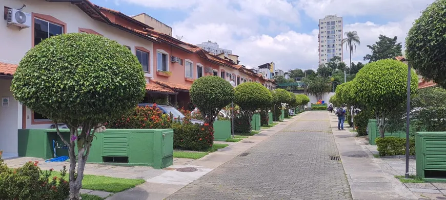 Foto 1 de Casa de Condomínio com 2 Quartos à venda, 69m² em Freguesia- Jacarepaguá, Rio de Janeiro