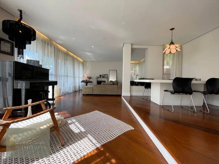 Foto 1 de Apartamento com 3 Quartos à venda, 190m² em Panamby, São Paulo