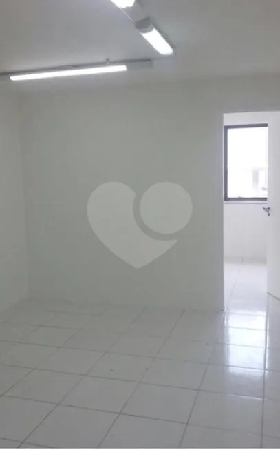 Foto 1 de Sala Comercial para alugar, 28m² em Higienópolis, São Paulo