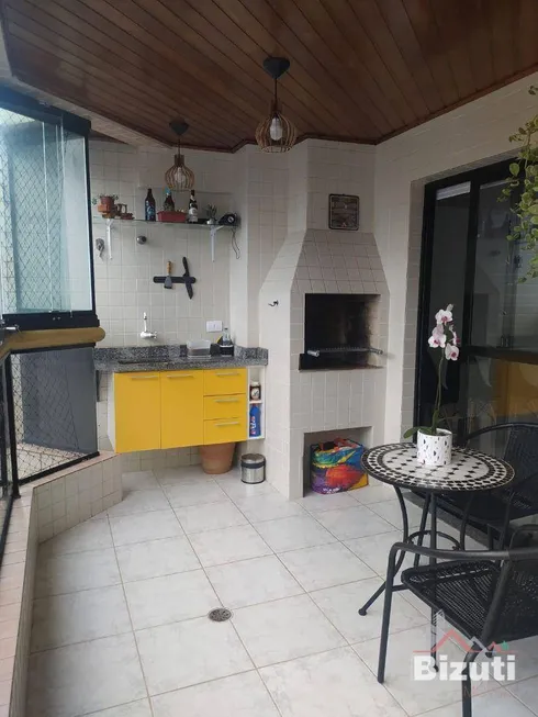 Foto 1 de Apartamento com 3 Quartos à venda, 120m² em Vila Tupi, Praia Grande