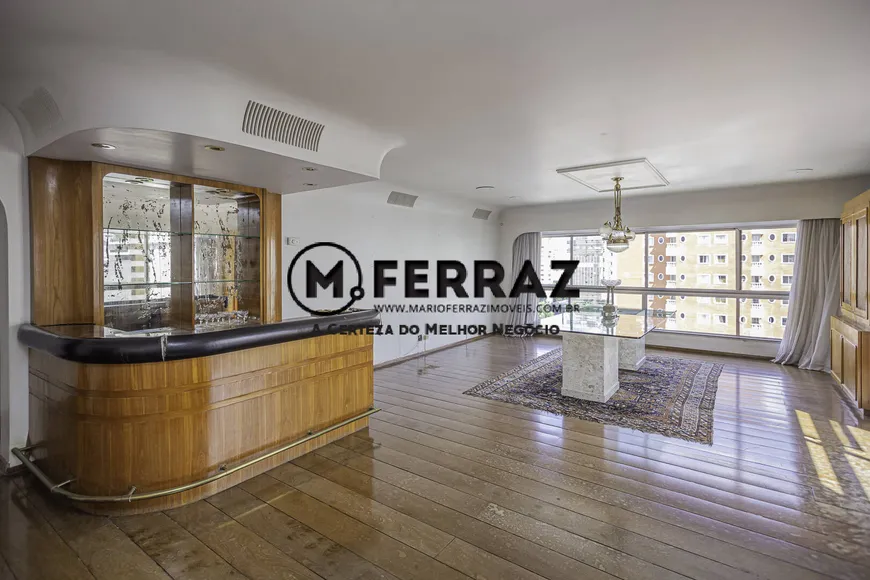 Foto 1 de Apartamento com 3 Quartos à venda, 350m² em Jardim América, São Paulo