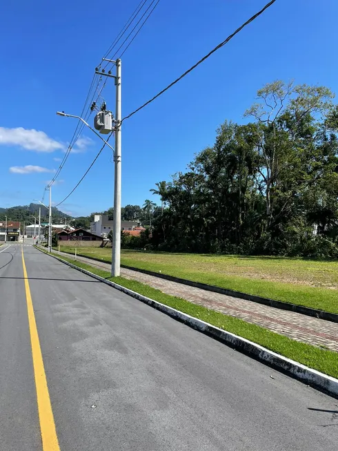 Foto 1 de Lote/Terreno à venda, 325m² em Rau, Jaraguá do Sul