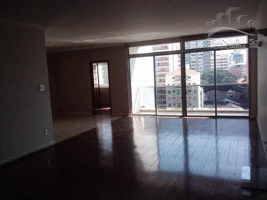 Foto 1 de Apartamento com 3 Quartos à venda, 240m² em Santa Cecília, São Paulo