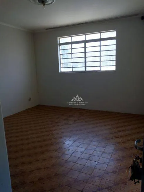 Foto 1 de Casa com 3 Quartos à venda, 90m² em Vila Tibério, Ribeirão Preto