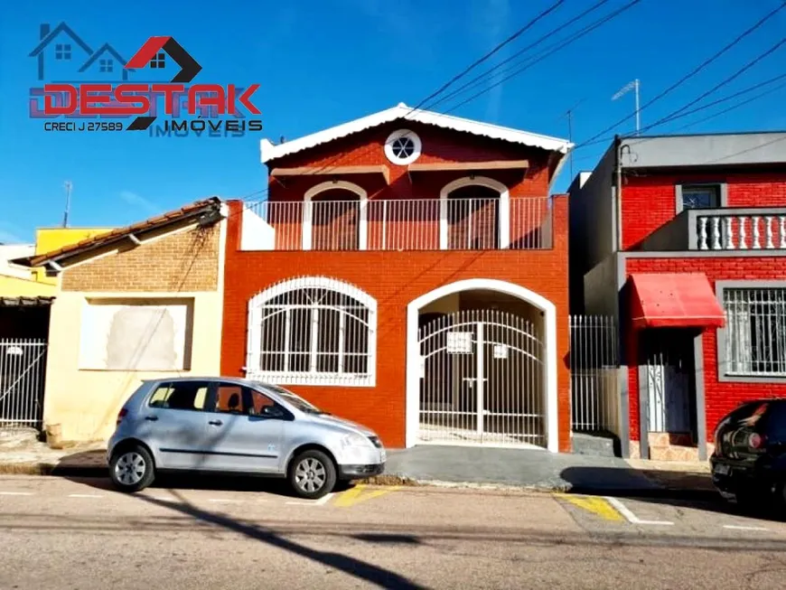 Foto 1 de Casa com 3 Quartos à venda, 190m² em Vianelo, Jundiaí