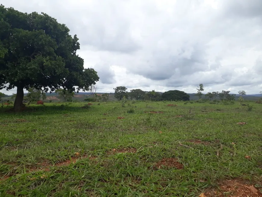 Foto 1 de Lote/Terreno à venda, 20000m² em Zona Rural, Cordisburgo