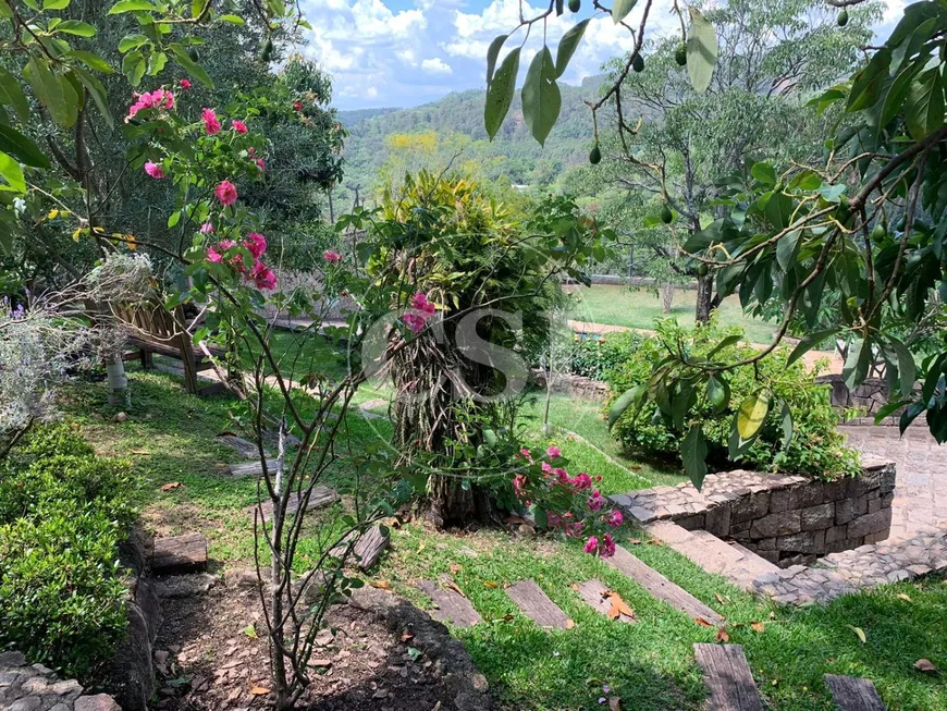 Foto 1 de Fazenda/Sítio com 1 Quarto à venda, 180m² em Santana dos Cuiabanos, Valinhos