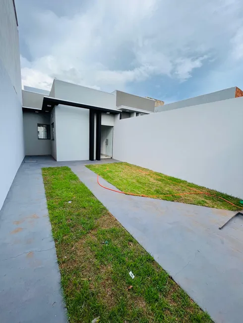 Foto 1 de Casa com 3 Quartos à venda, 70m² em Residencial Nilson Veloso, Rio Verde