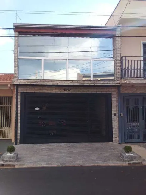 Foto 1 de Sobrado com 3 Quartos à venda, 194m² em Planalto Paraíso, São Carlos