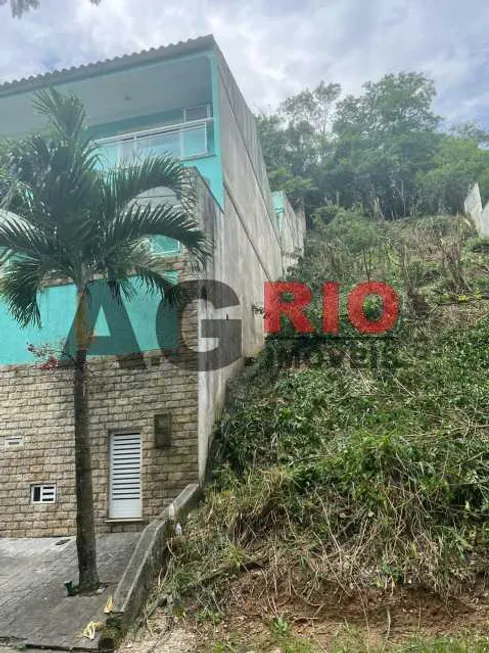 Foto 1 de Lote/Terreno à venda, 509m² em  Vila Valqueire, Rio de Janeiro