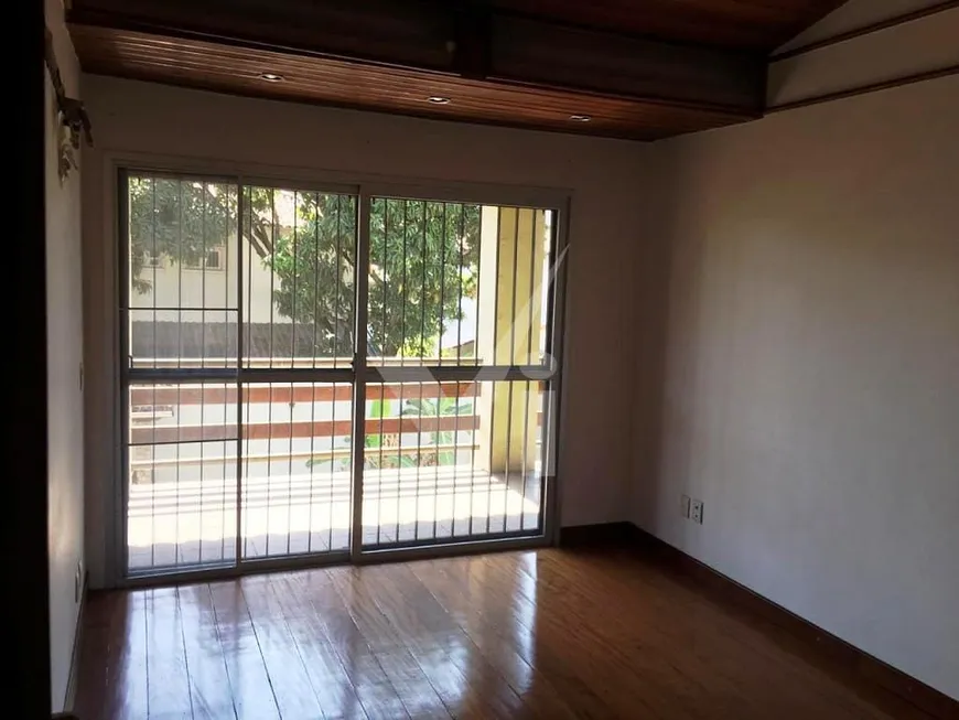 Foto 1 de Casa com 4 Quartos à venda, 500m² em Enseada do Suá, Vitória