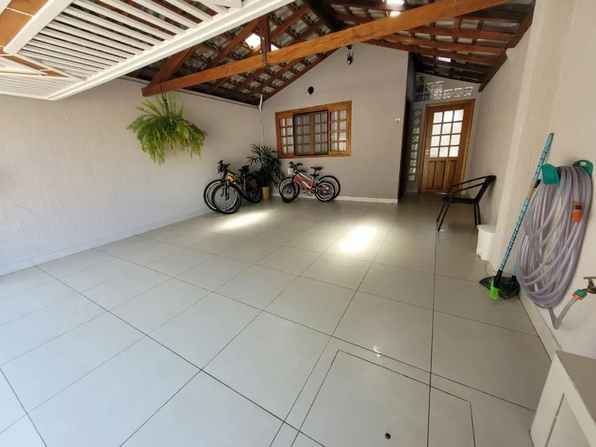 Foto 1 de Casa com 2 Quartos à venda, 110m² em Jardim das Indústrias, São José dos Campos