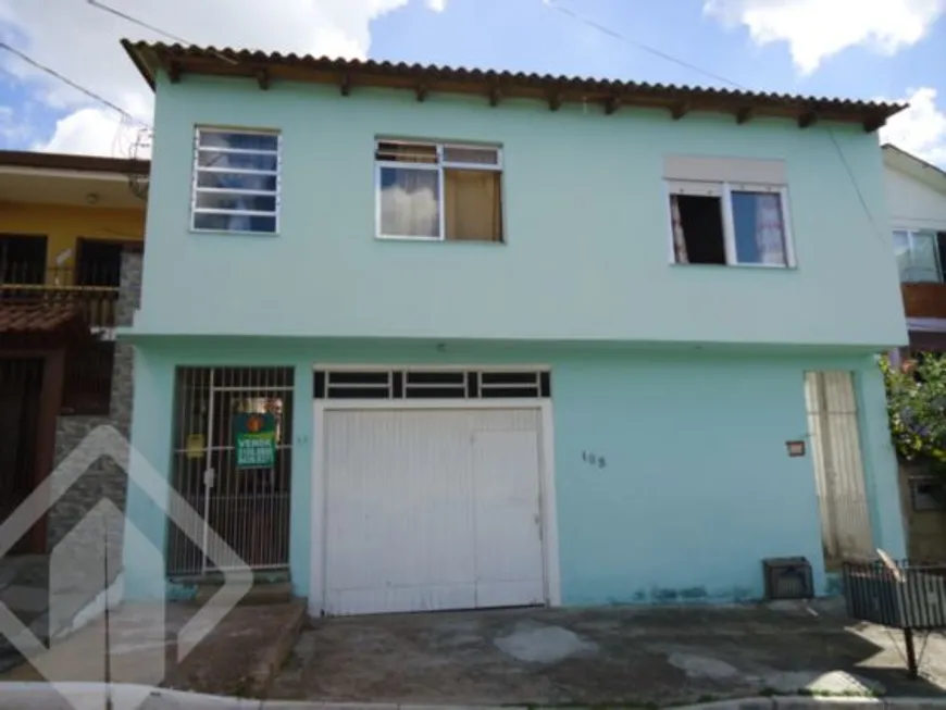 Foto 1 de Casa com 2 Quartos à venda, 260m² em Jardim Carvalho, Porto Alegre