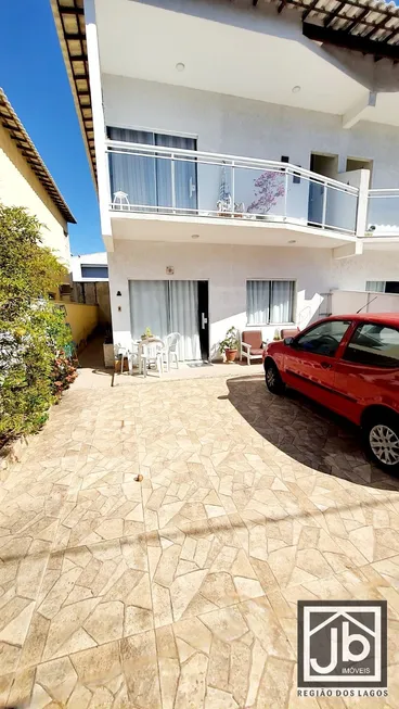 Foto 1 de Casa com 4 Quartos à venda, 126m² em Parque Burle, Cabo Frio