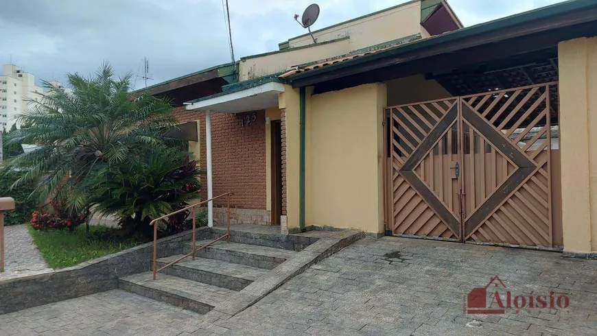 Foto 1 de Casa com 3 Quartos à venda, 392m² em Jardim Humaita, Taubaté