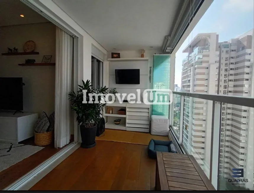 Foto 1 de Apartamento com 2 Quartos à venda, 72m² em Campo Belo, São Paulo