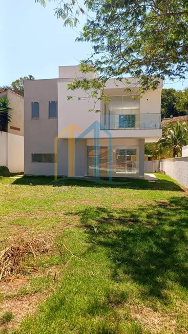 Foto 1 de Casa com 3 Quartos à venda, 480m² em Serra Grande, Niterói