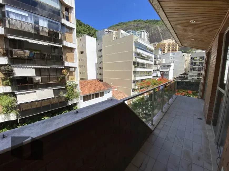 Foto 1 de Apartamento com 3 Quartos à venda, 124m² em Lagoa, Rio de Janeiro