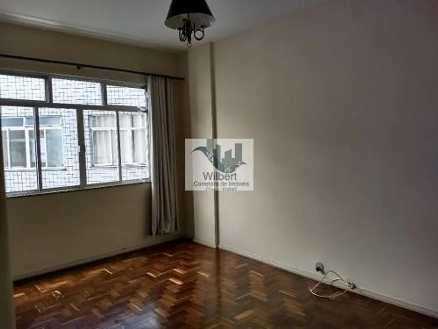 Foto 1 de Apartamento com 1 Quarto à venda, 46m² em Valparaiso, Petrópolis