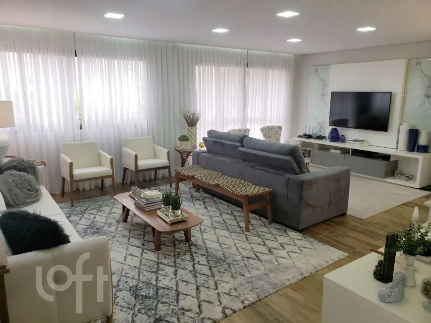 Foto 1 de Apartamento com 3 Quartos à venda, 180m² em Barra Funda, São Paulo