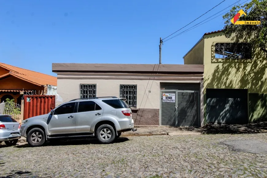 Foto 1 de Casa com 5 Quartos à venda, 150m² em Sao Sebastiao, Divinópolis