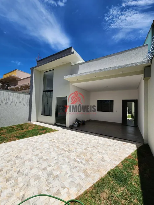 Foto 1 de Casa com 3 Quartos à venda, 127m² em Setor Urias Magalhães, Goiânia